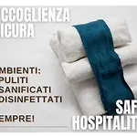 Ducale In Piazza Del Popolo A *