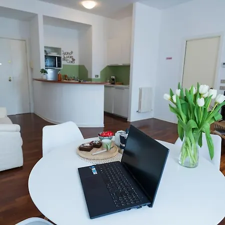 Ducale In Piazza Del Popolo A Apartment Pesaro