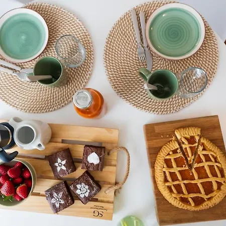 Ducale In Piazza Del Popolo A * 페자로